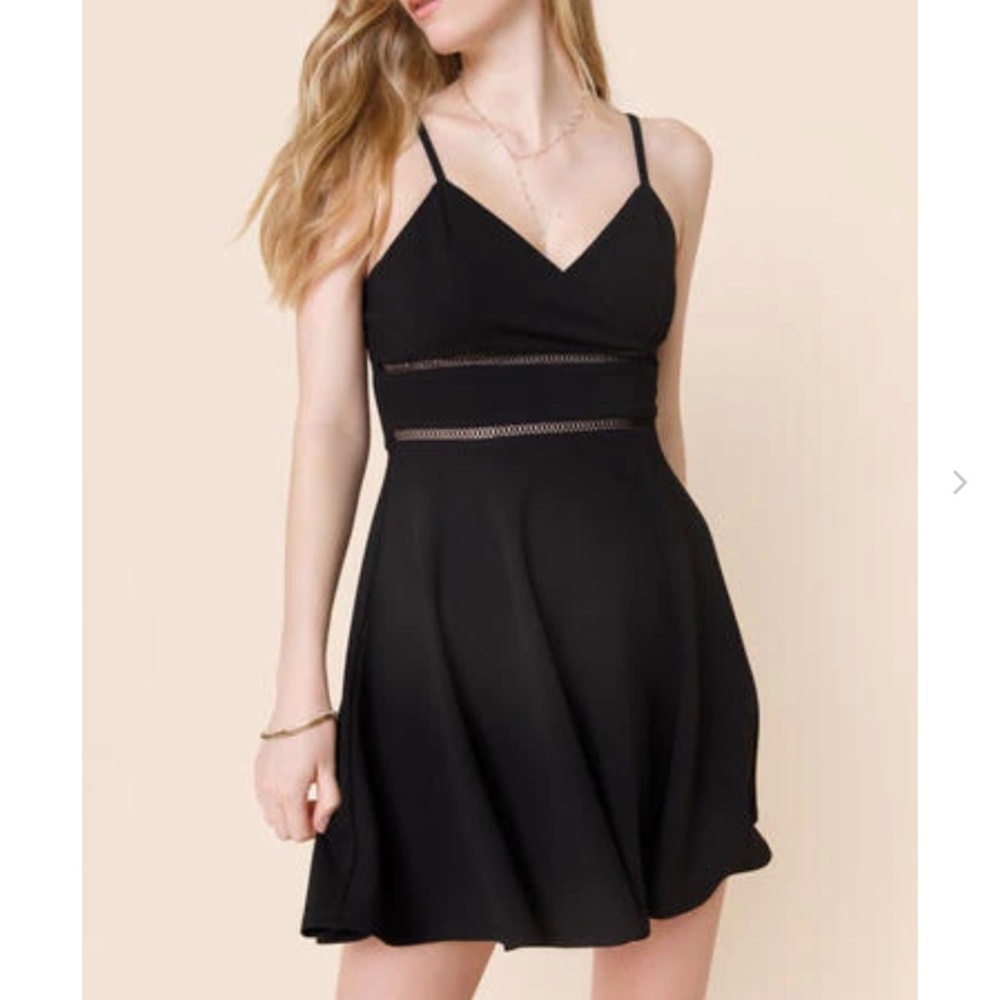 NWT FRANCESCAS BLACK LADDER TRIM FORMAL DRESS